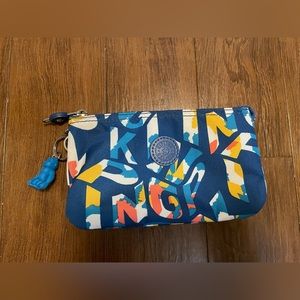Kipling Creativity Large Pouch with Keychain